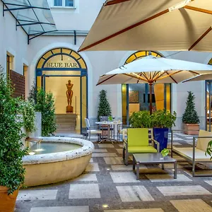 Unaway Empire Hotel