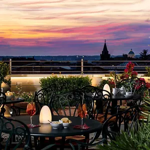 Marcella Royal - Rooftop Garden **** Rom